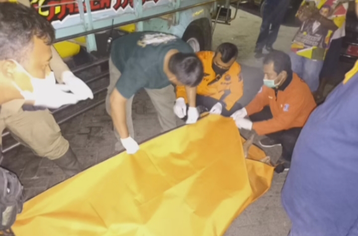 Penemuan jenazah supir di SPBU Surabaya