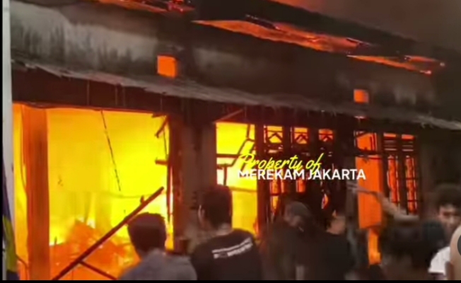 Kebakaran di Tanjung Priok Jakarta Utara hari ini