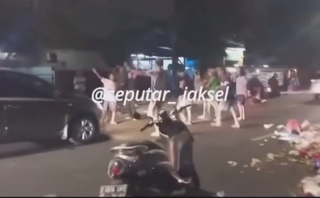 Kecelakaan di Lenteng Agung Jaksel hari ini 