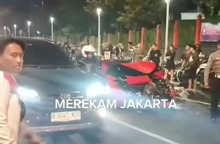 Kecelakaan di Senayan Jakpus 