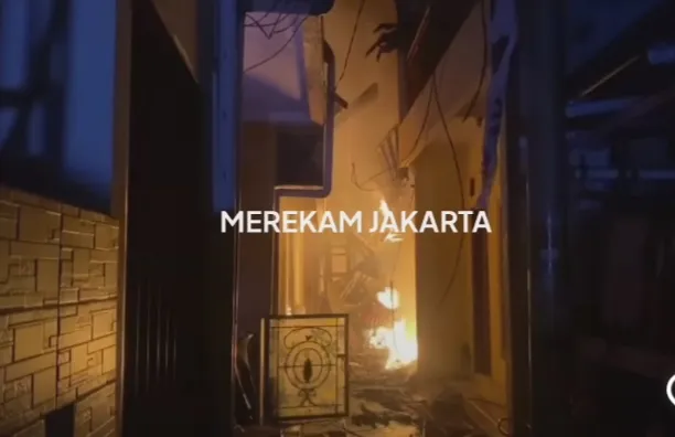 Kebakaran di Pulo Gadung Jaktim 