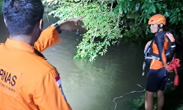 Korban tenggelam di Kali Cirarab Tangerang 