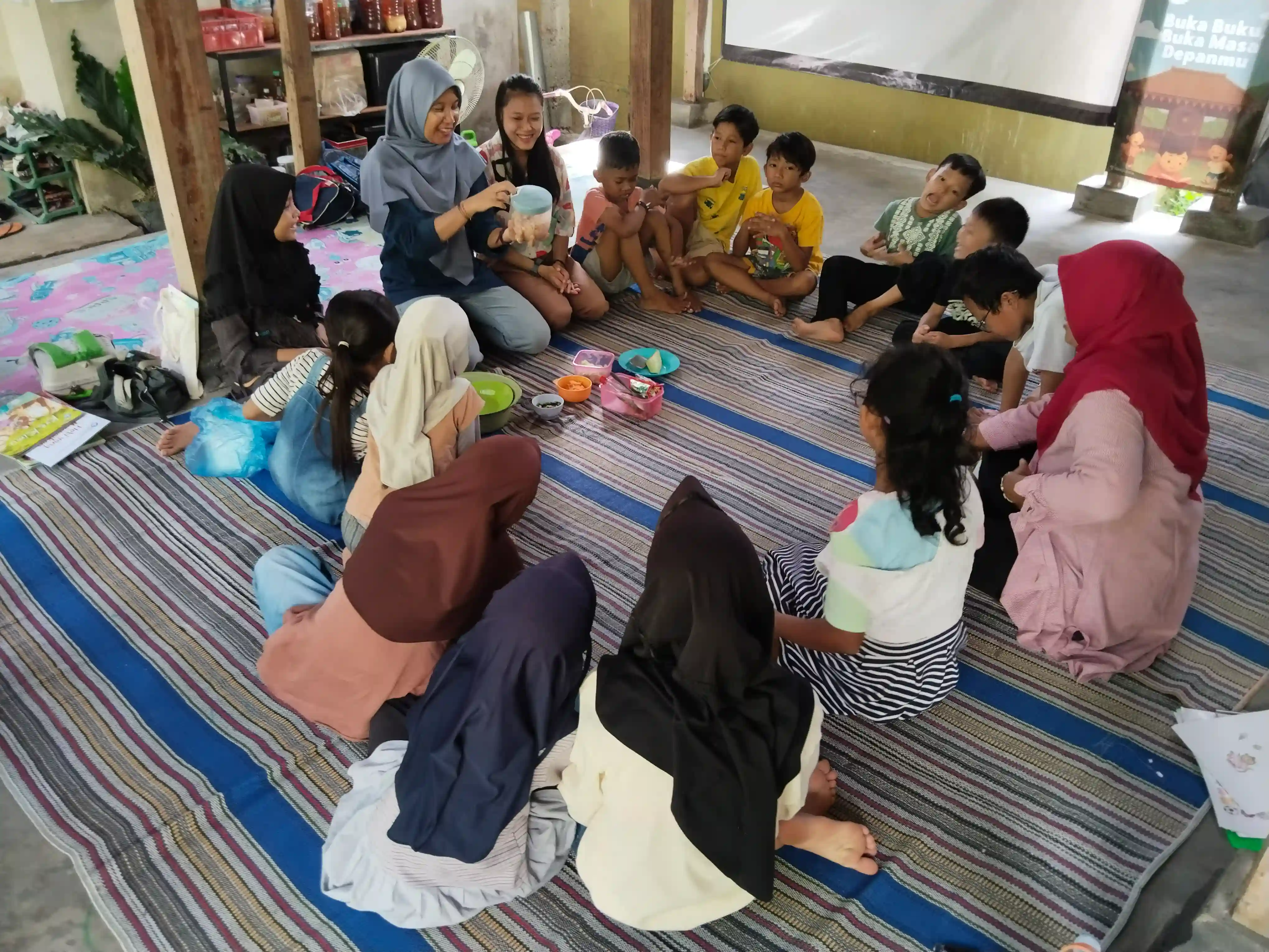 Dari Membaca hingga Berani Bicara, Begini Cara TBM JitaKita Bantul Kenalkan Literasi kepada ...