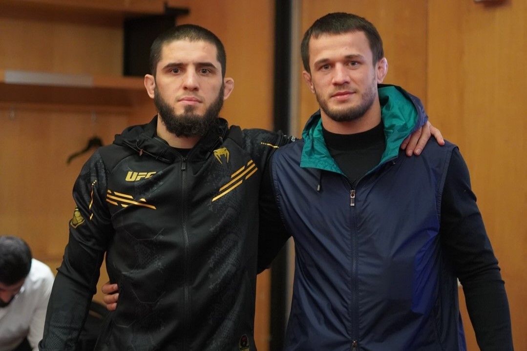 Islam Makhachev: Sudah Saatnya Usman Nurmagomedov Bertarung di UFC