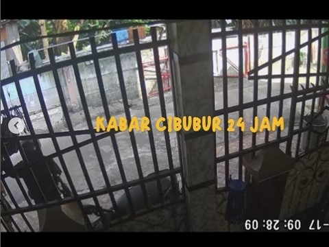 Pencurian pakaian dalam wanita di Jakarta Timur