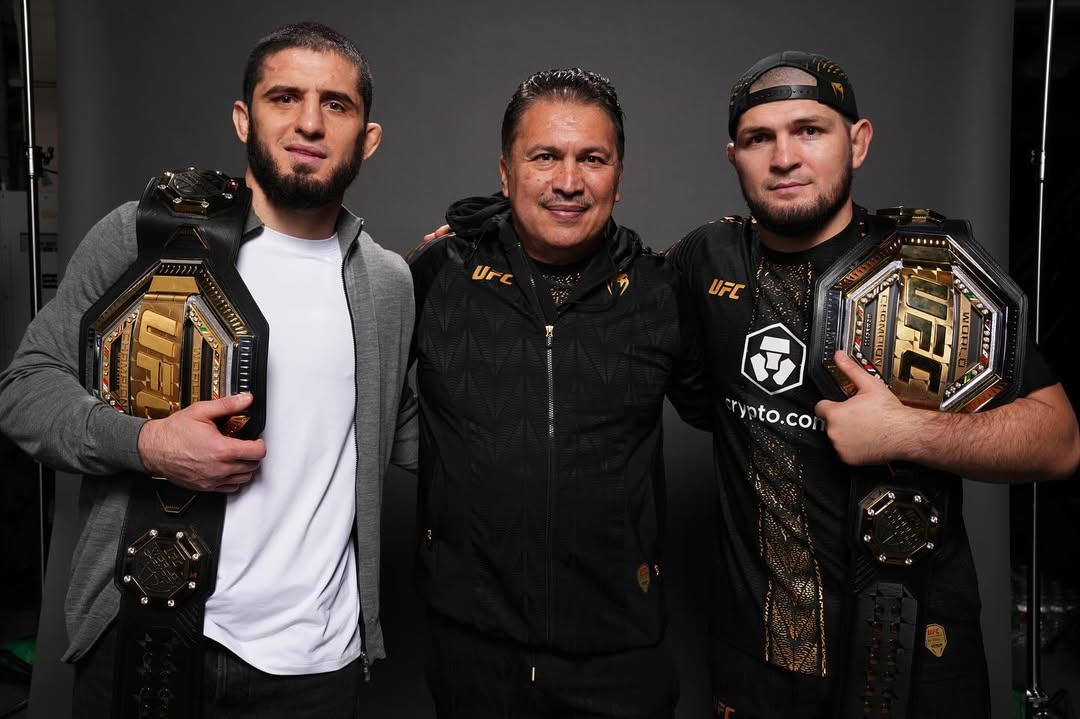 Javier Mendez Sebut Islam Makhachev Siap Hadapi Ian Garry di UFC 330