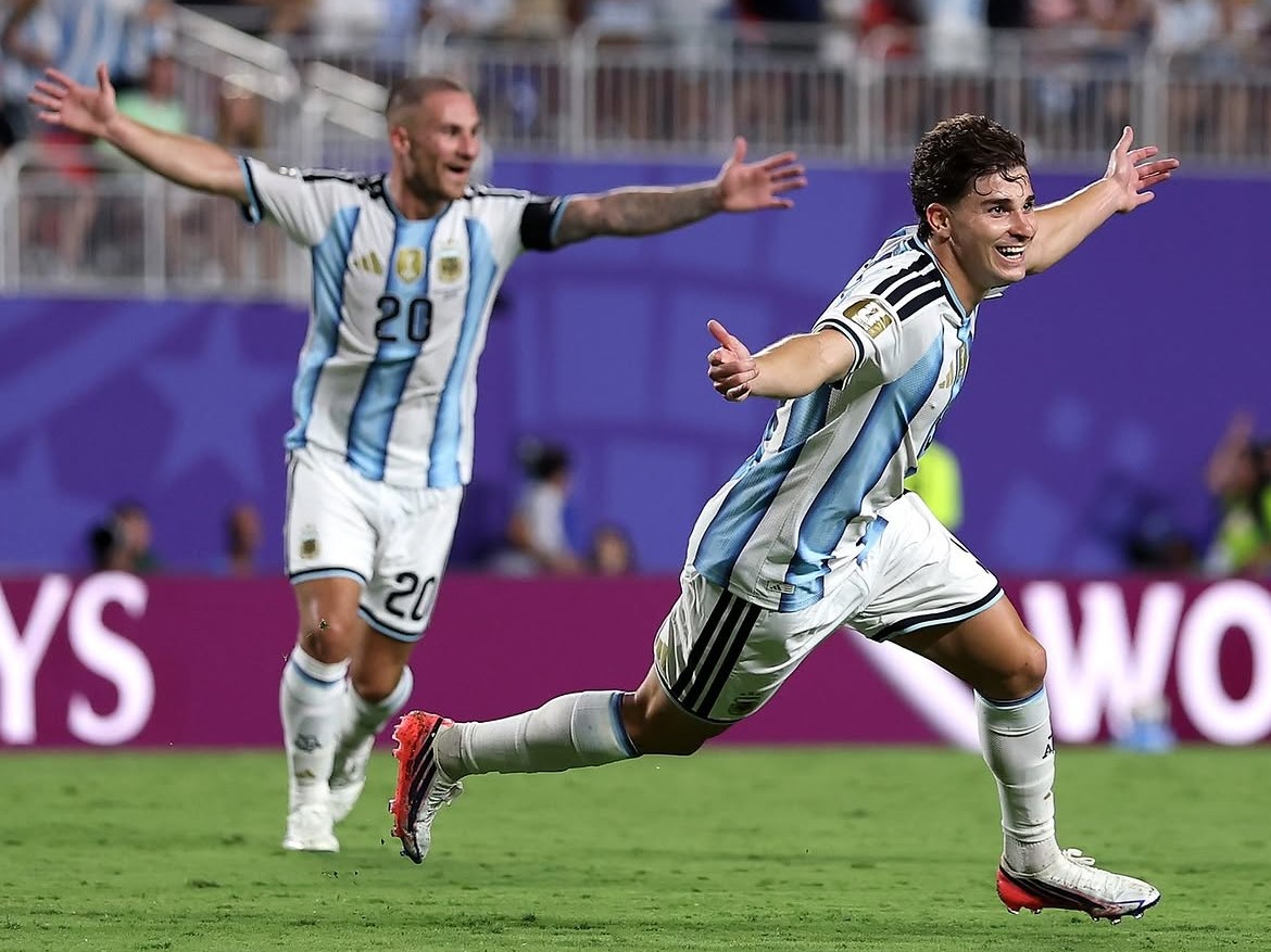 Hasil Argentina vs Swiss 3-1: Julian Alvarez Bawa Albiceleste ke Semifinal, Duel Sengit ...