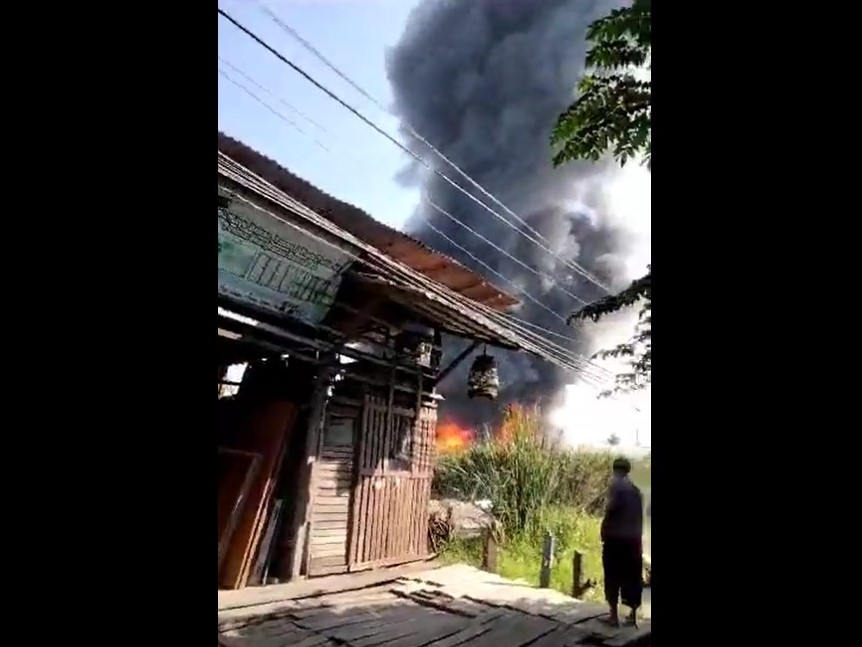 Kebakaran lapak di Kalideres Jakarta Barat