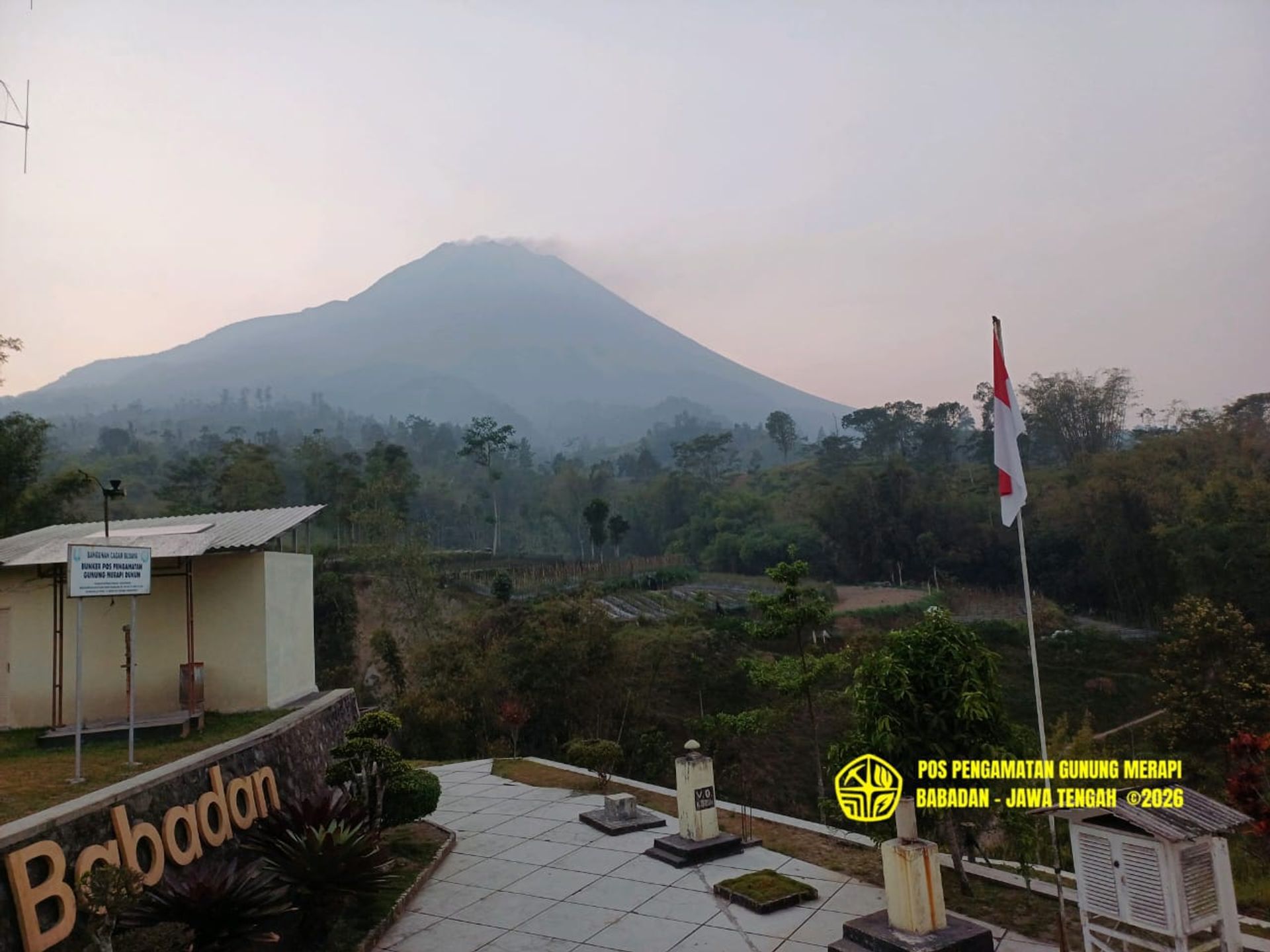 Merapi Masih Siaga Level III, 16 Gempa Hybrid dan 8 Guguran Terekam dalam ...
