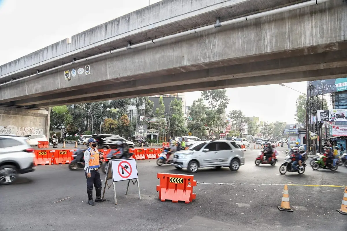 Pemkot Bandung Siapkan Kebijakan Atasi Kemacetan, Fokus pada Pengaturan Jam Operasional