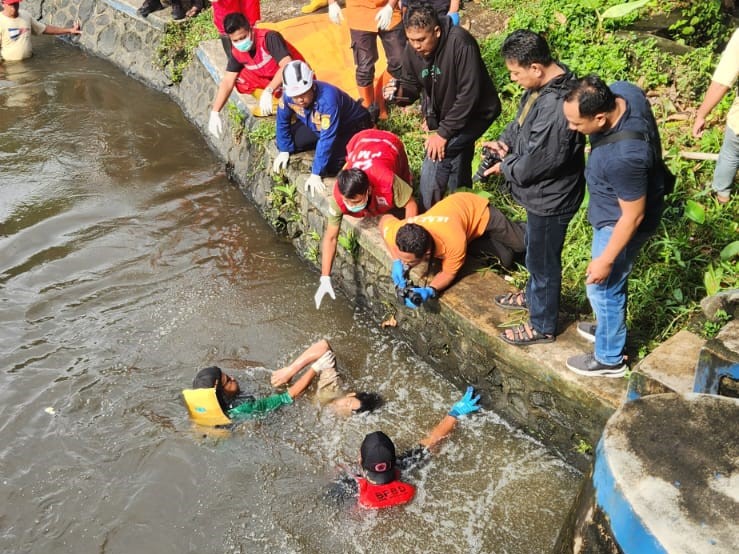 Kecelakaan Tunggal, Pemotor Ditemukan Tewas Mengapung di Dam Cangkring Bambanglipuro Bantul