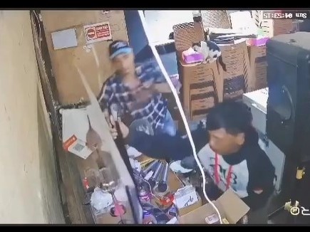 Pencurian cafe di Cakung Jakarta Timur 