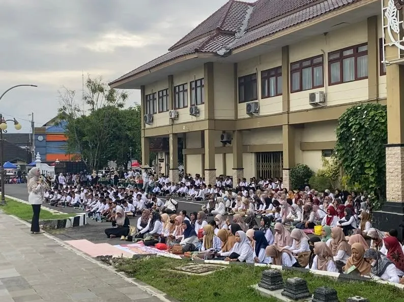 Pemerintah Percepat Pengangkatan CASN, Ratusan Tenaga Honorer di Gunungkidul Gelar Doa Bersama