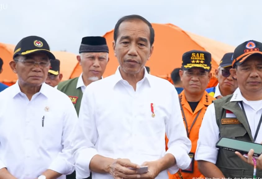 Jokowi Kunjungi Lokasi Bencana Sumbar, Singgung Relokasi dan Santunan untuk Korban