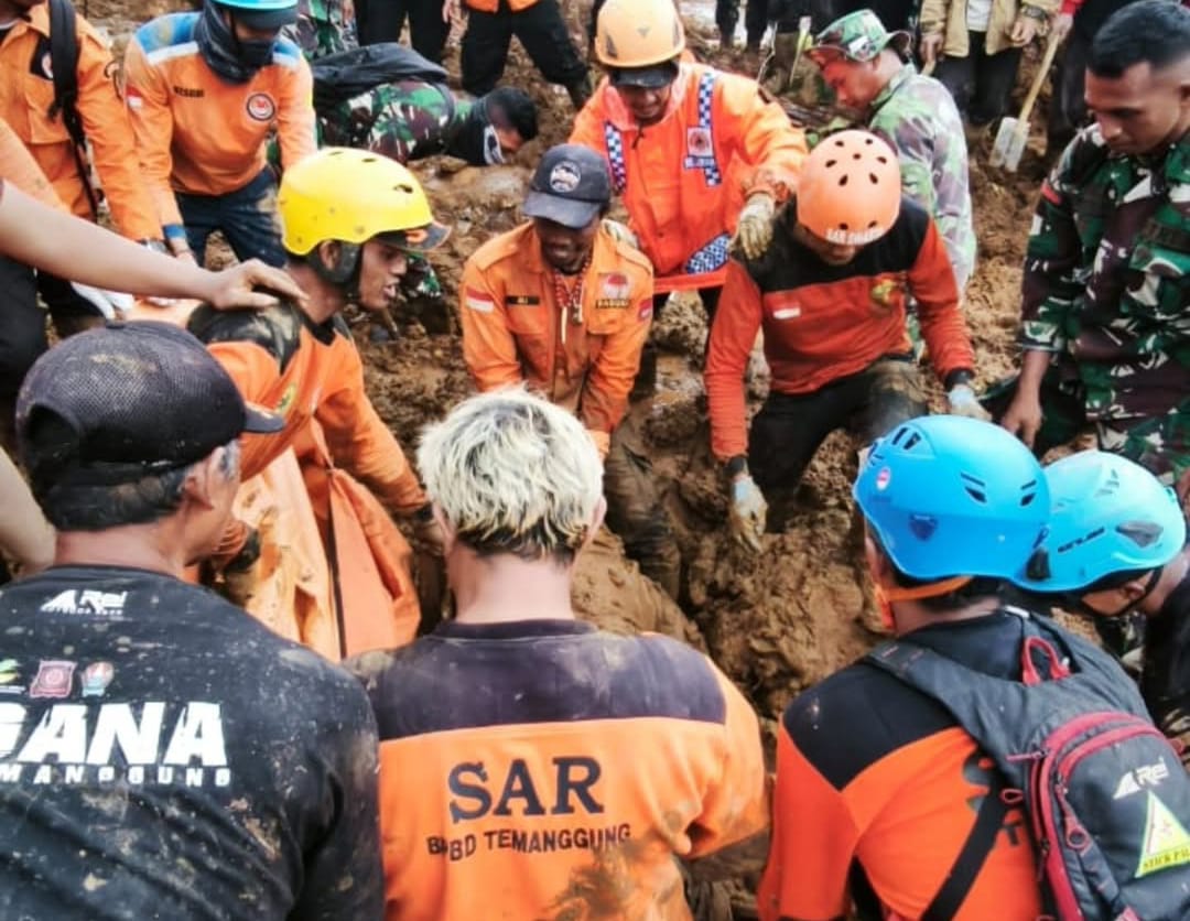 Tim SAR Kembali Temukan 1 Korban Longsor di Petungkriyono, 4 Orang Masih Hilang