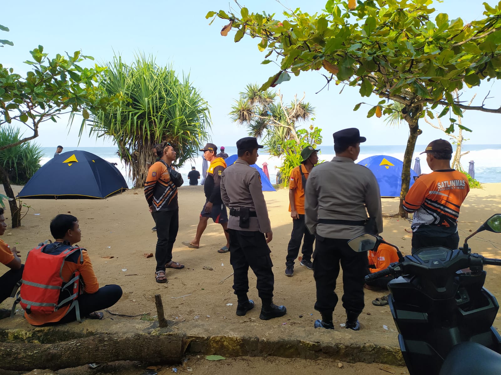 Dua Wisatawan Tenggelam di Pantai Watu Kodok Gunungkidul, Satu Orang Masih Dalam Pencarian