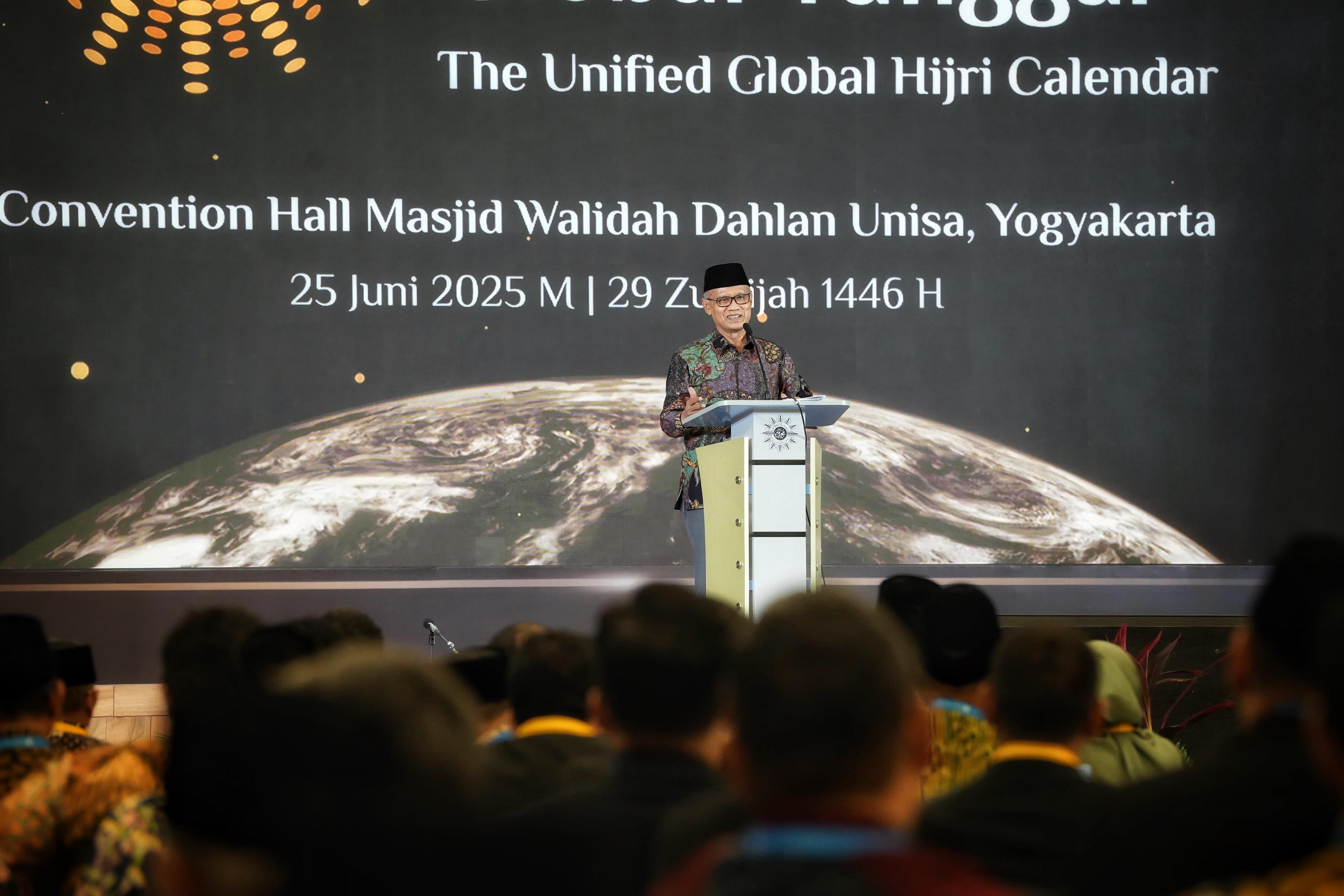 Luncurkan Kalender Hijriah Global Tunggal, Haedar Nasir : Wujud Persatuan Dunia Islam