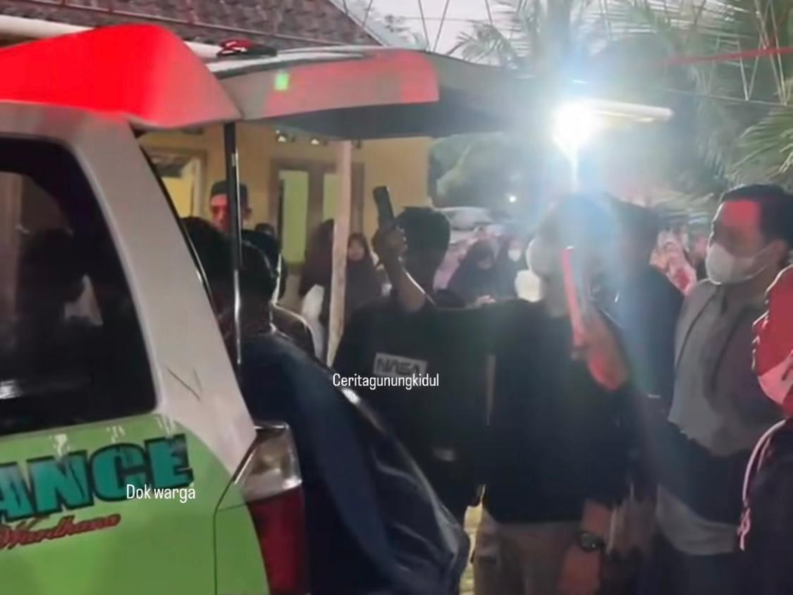 Tiba di Gunungkidul Setelah Meninggal 2 Pekan Lalu, Jenazah PMI Langsung Dimakamkan
