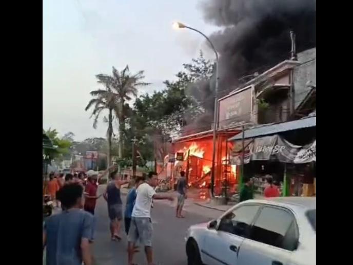 Gudang Pupuk di Gunungkidul Terbakar, Kerugian Mencapai Ratusan Juta