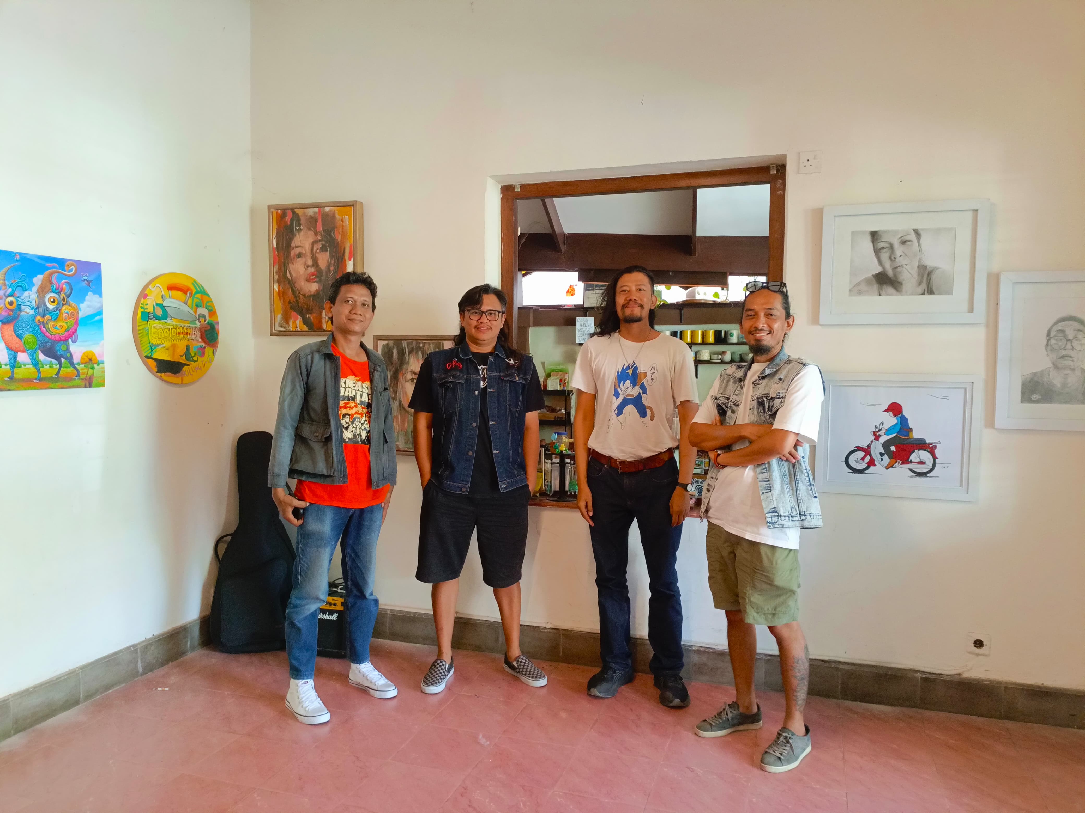 Vakum Belasan Tahun, Pisangseger Reuni Lewat Pameran Wet Ground 2025