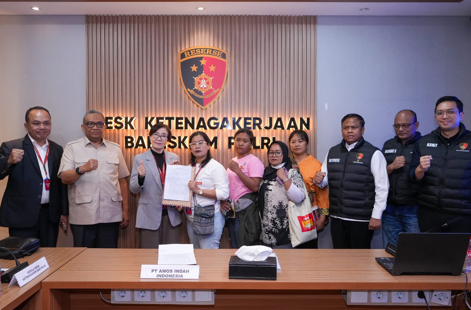 Kemnaker Berhasil Mediasi PHK PT Amos Indah Indonesia, 134 Eks Pekerja Terima Pesangon ...