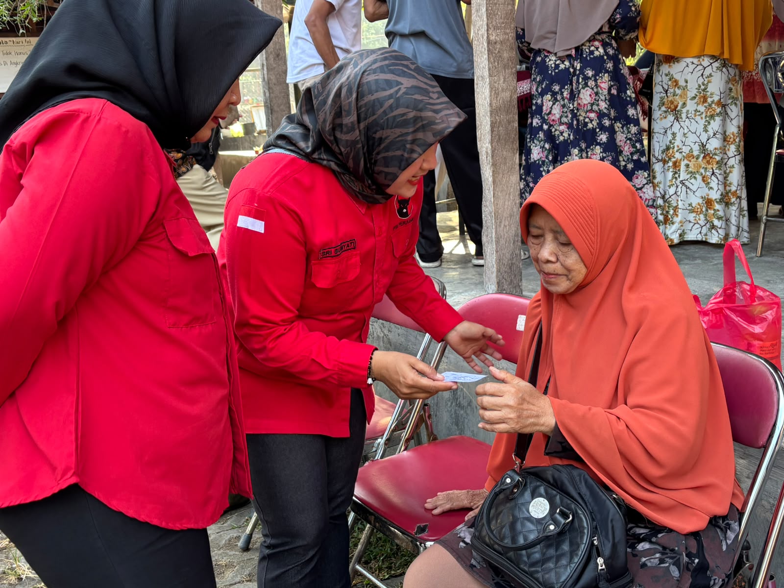 Peringati Kudatuli 1996, PDIP Kota Yogyakarta Gelar Cek Kesehatan Lansia Gratis
