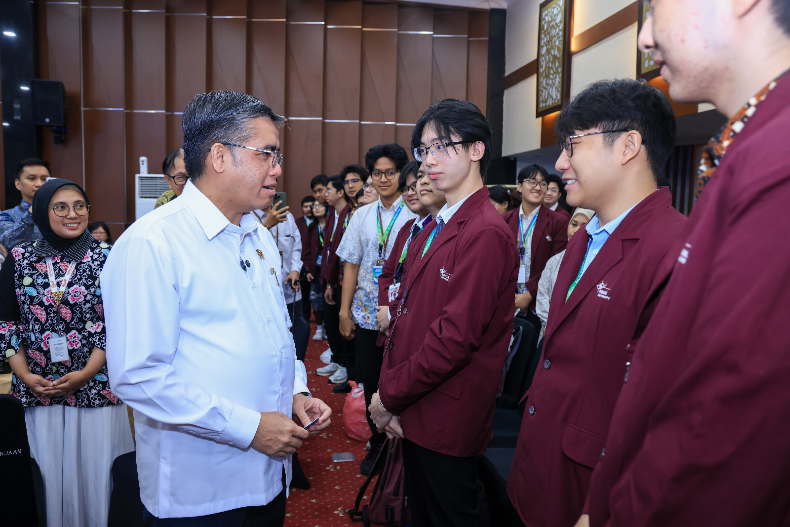 Kemnaker Gandeng BINUS dan Microsoft, AI Kini Jadi Syarat Baru Masuk Dunia Kerja