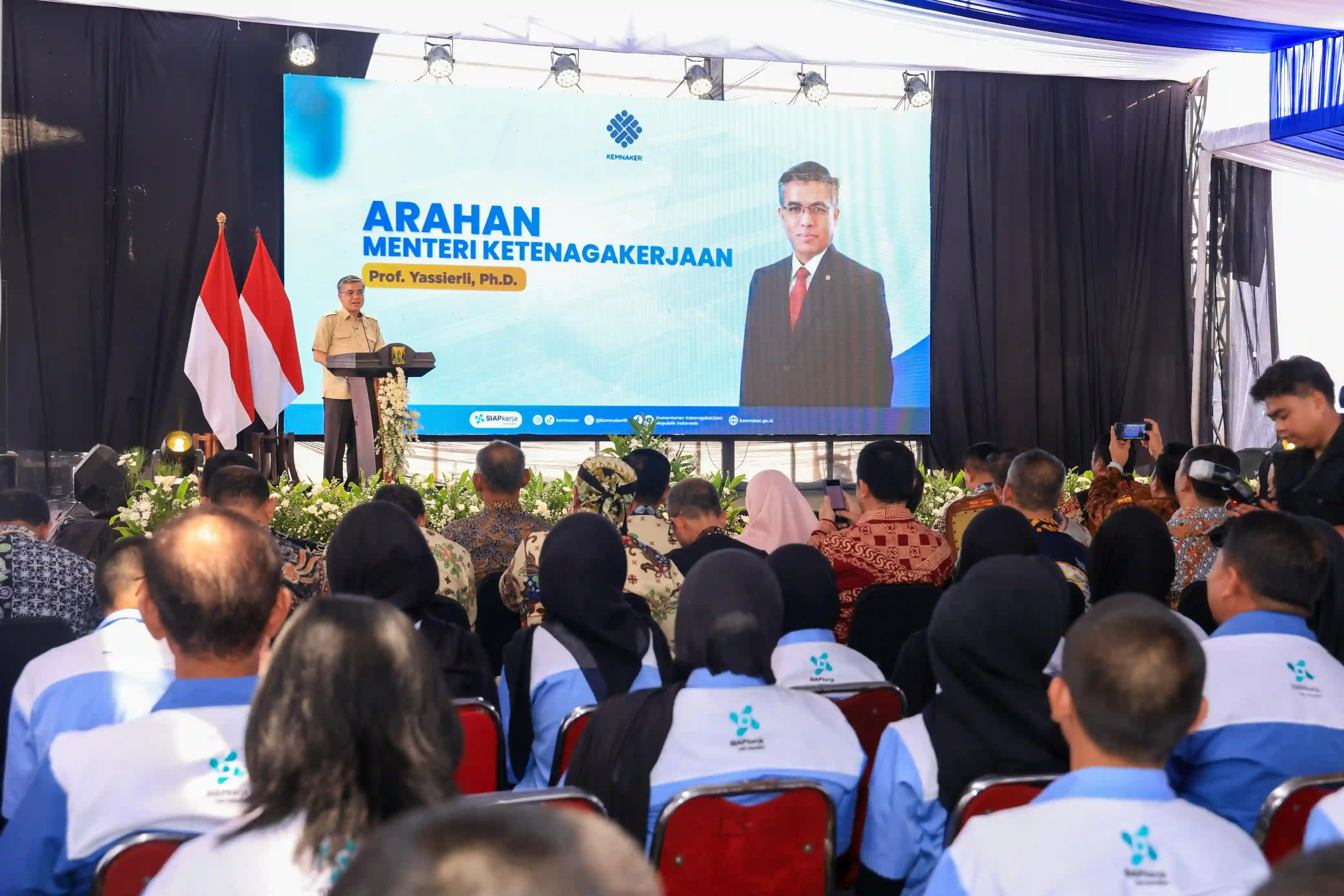 Kemnaker Siapkan 1.600 Peserta Pelatihan Kerja di Sukabumi, Sertifikat Harus Bukti Skill