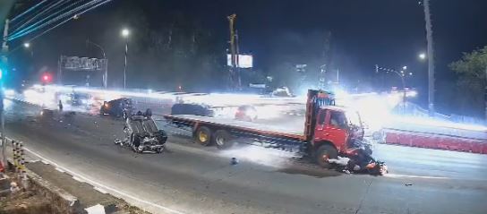 Detik-detik Kecelakaan di Tol Bawen 23 September 2023 Terekam CCTV 