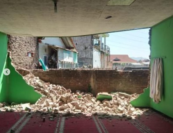 Gempa di Bandung M 5,0 Rusak Bangunan Rumah, Tempat Ibadah hingga Fasilitas Umum ...