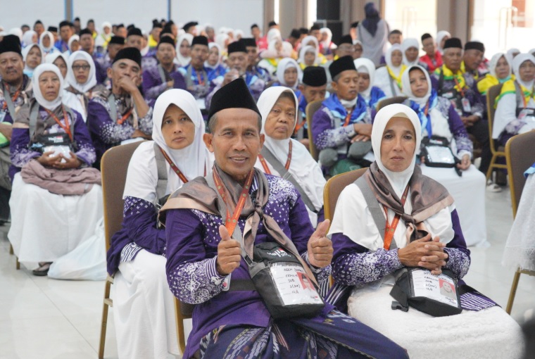 Daftar dan Jadwal Penerbangan Jemaah Haji Berangkat 12 Mei 2025