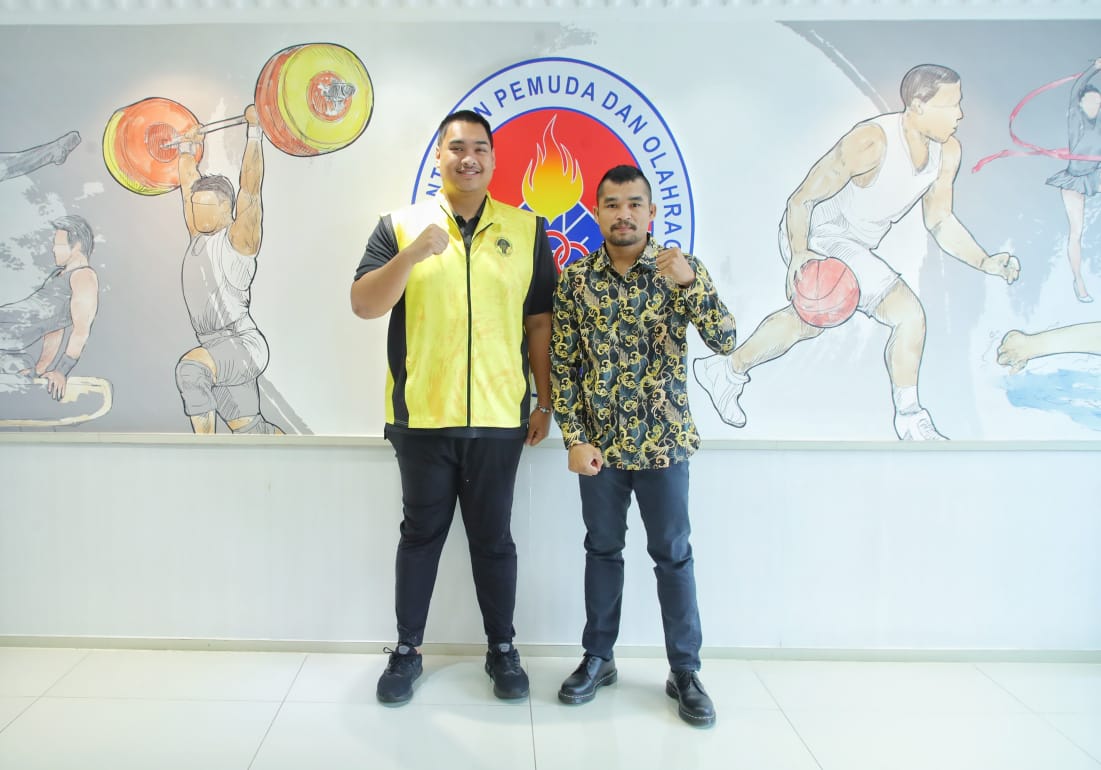 Atlet UFC Jeka Saragih Sowan Menpora Dito, Minta Ditemukan dengan Jokowi