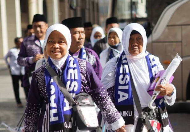 21 Kloter Jemaah Haji 2025 Berangkat 4 Mei, Cek Jam Penerbangannya Disini