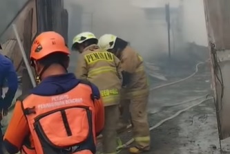 Kebakaran di Lenteng Agung Jagakarsa Tewaskan 1 Orang, Bangunan Rumah Hangus