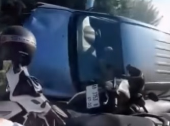 Kecelakaan di Sanden Bantul Hari ini, Mobil Seruduk Motor Sampai Tercebur Sungai