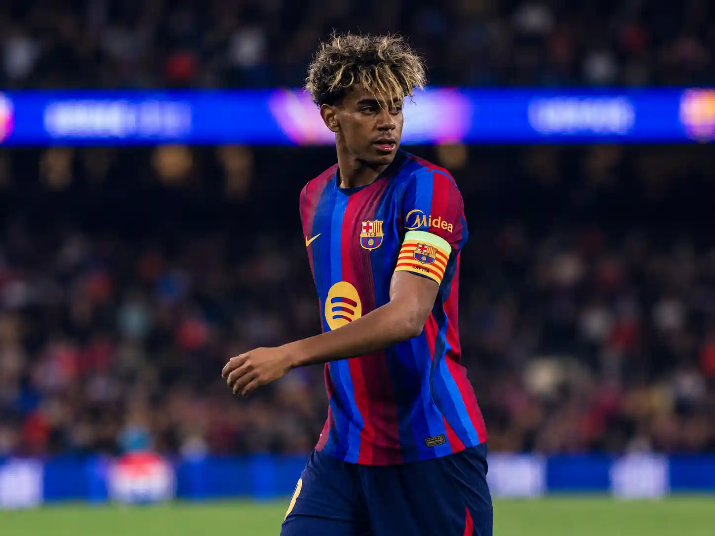 Lamine Yamal Pecahkan Rekor Mbappe Usai Barcelona Hancurkan Feyenoord 5-1
