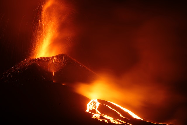 letusan gunung api terdahsyat di Indonesia