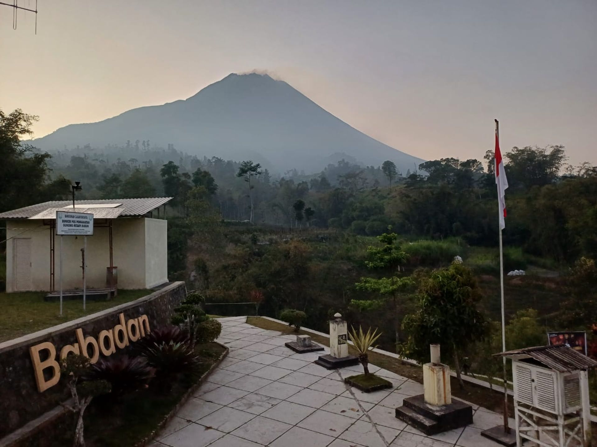 Gunung Merapi Hari ini, 18 Gempa Hybrid Terekam dalam 6 Jam