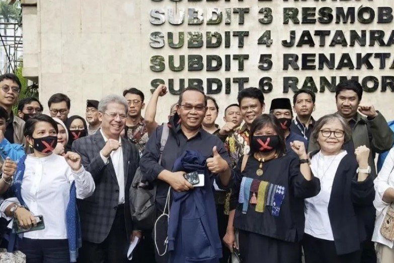 Saiful Mujani Penuhi Panggilan Polda Metro Jaya, Siap Beri Klarifikasi Terkait Laporan Dugaan ...