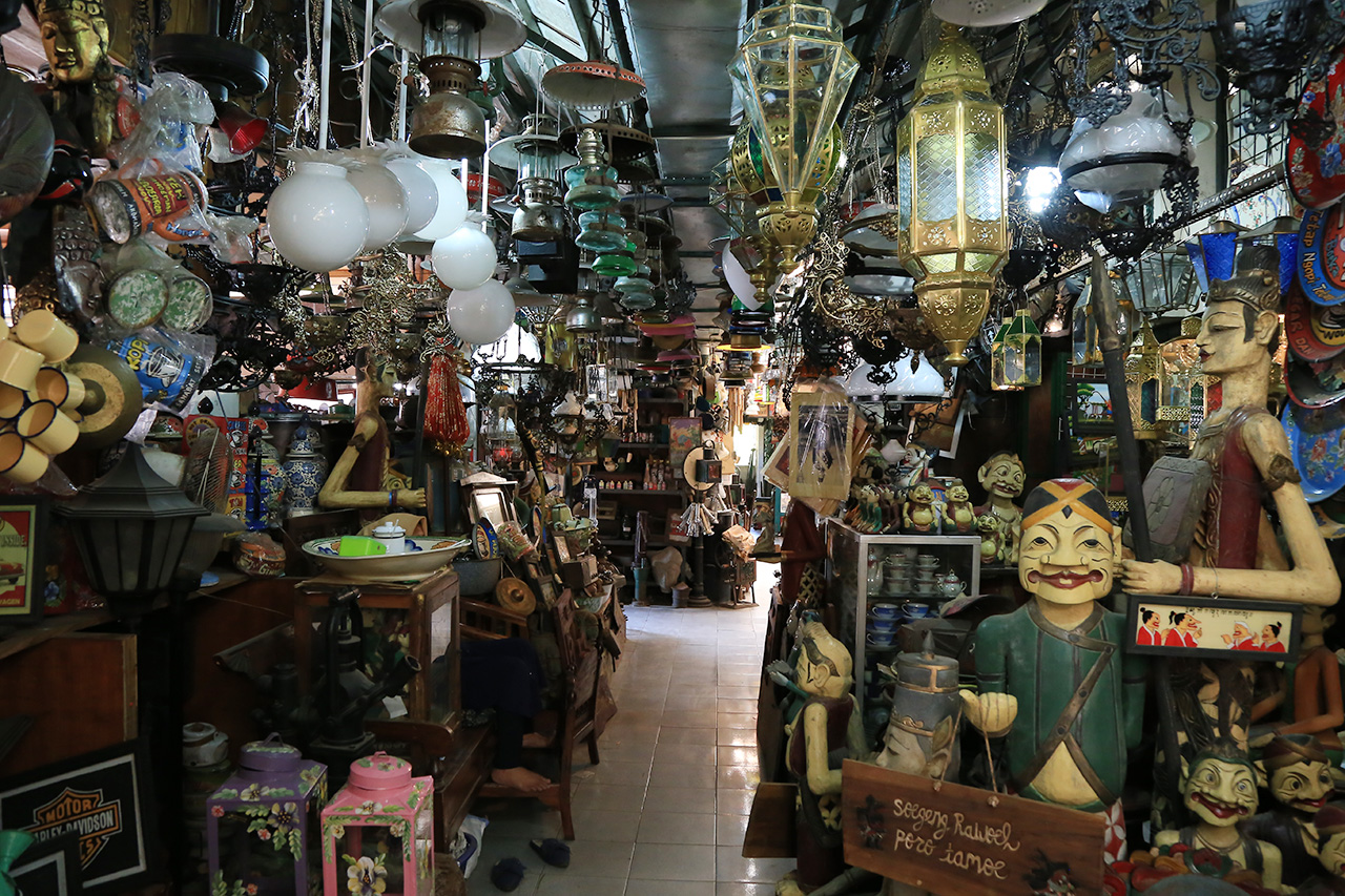 pasar unik di Indonesia