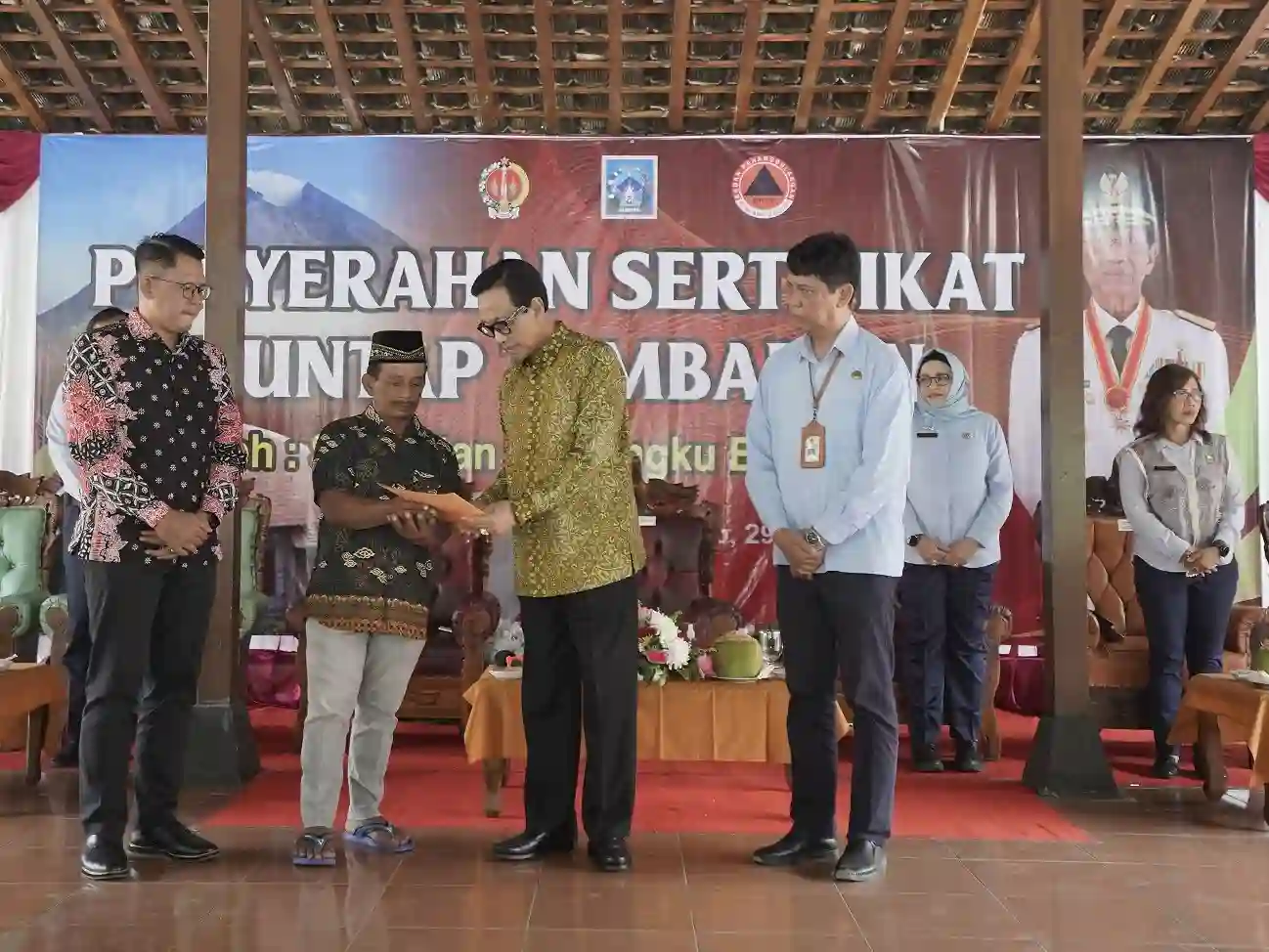 14 Tahun Setelah Erupsi Merapi, 46 Warga Huntap Akhirnya Dapat Kepastian Hak Atas ...