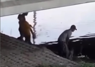 Pria Tewas Dibuang ke Sungai Banjir Kanal Barat Semarang, Videonya Viral