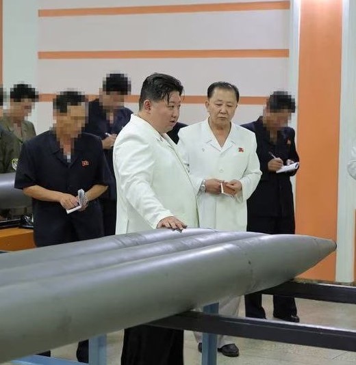 Kim Jong Un Saksikan Uji Tembak Rudal Korea Utara, Diduga Sebagai Respon Atas Latihan Militer AS dan Korsel