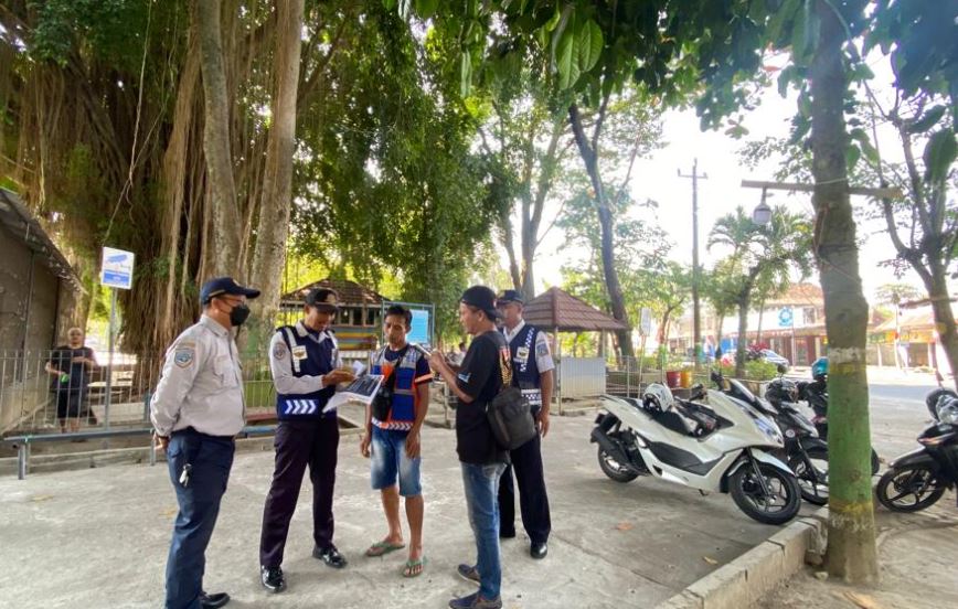 Viral Tarif Parkir Bundling Air Mineral di Jogja, Panitia Minta Maaf